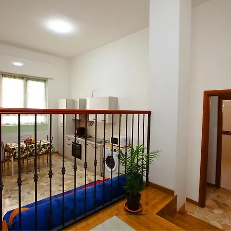 Bilocale A 400M Dalla Stazione Di Lambrate - Casa Abano-2